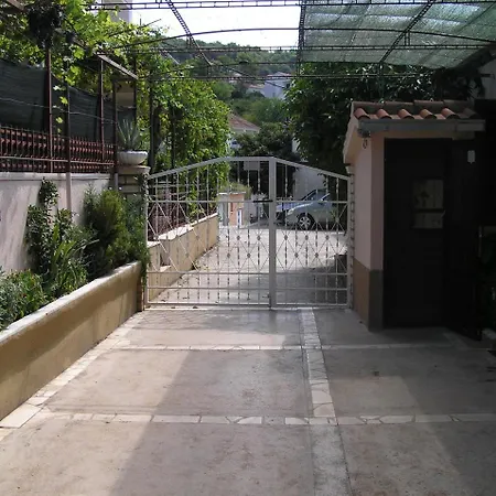 Fabjanac Apartment *